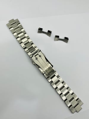 Image of Heavy Duty tag heuer stainless steel watch bracelet,solid curved lugs,22mm,push button lock buckle