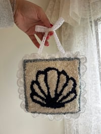 Seashell Tile
