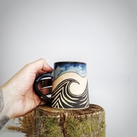 Image 2 of Tonnau. Waves #1