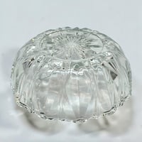 Image 9 of Coupelles en verre vintage 1970 - ramequins ancien en verre cristallin - motif soleil