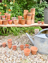 Image 8 of Petits pots en terre cuite 