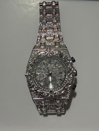 Cheap fashion watch 
