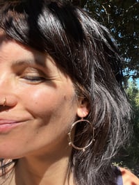 Image 5 of Boucles d’oreilles « créoles » en bronze