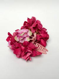Image 1 of xl raspberry hydrangea claw 