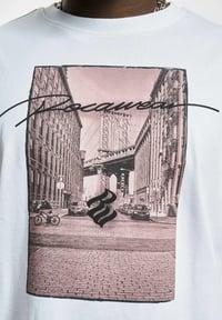 Image 3 of Camiseta Rocawear Brooklyn en liquidación.