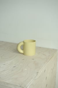 Image 3 of Chunky Mug XL Butter Yellow