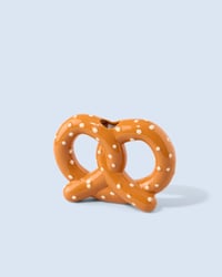 Image 2 of Vase Bretzel