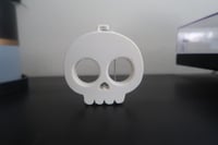 Image 2 of Skull Keychain