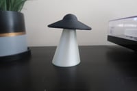Image 6 of UFO Model Glow In The Dark