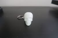 Image 3 of Skull Keychain Glow In The Dark