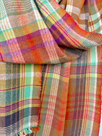 Image 3 of Klyju (Caramel)