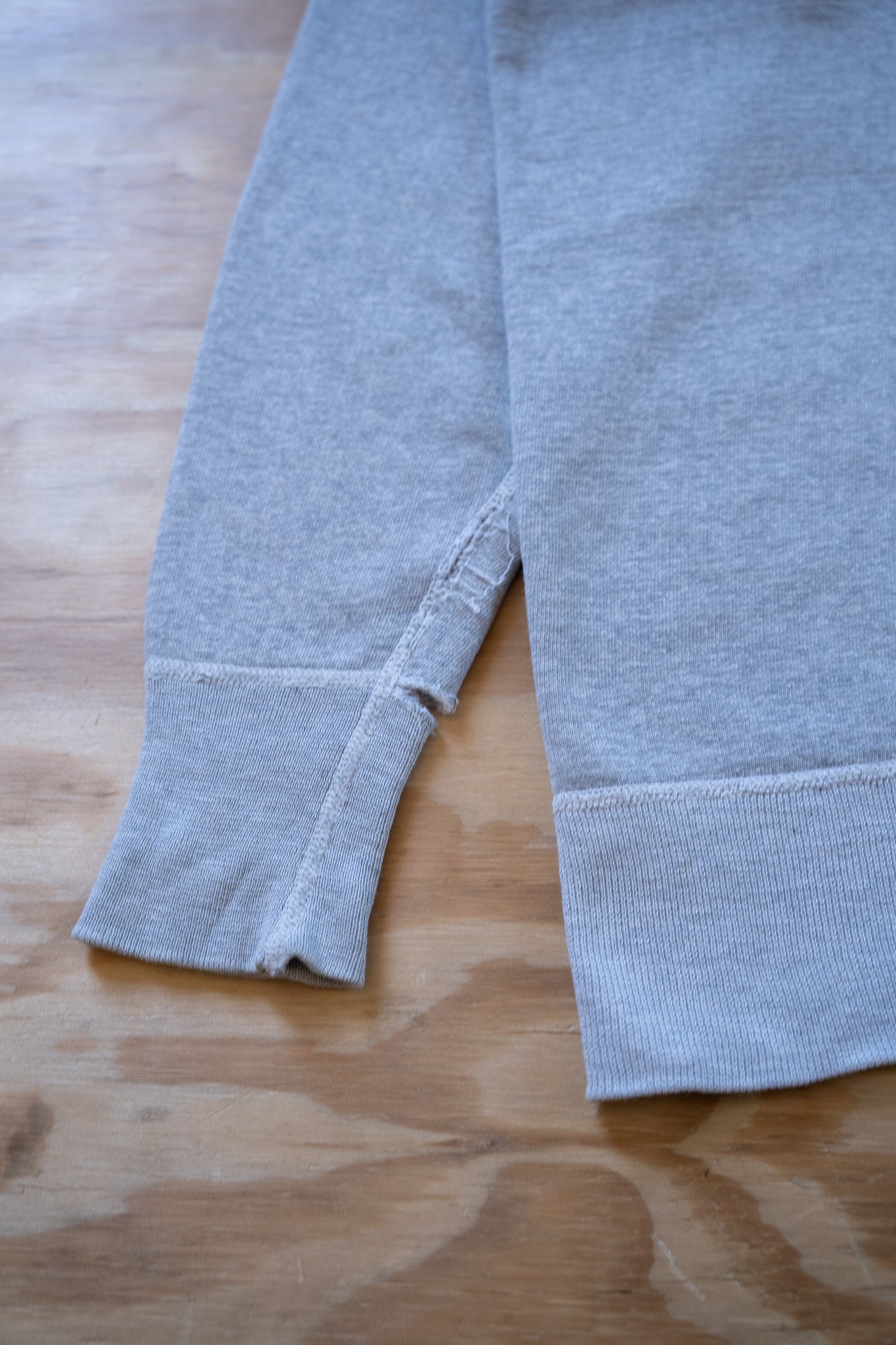 Image of 1950s Single V Sweatshirt