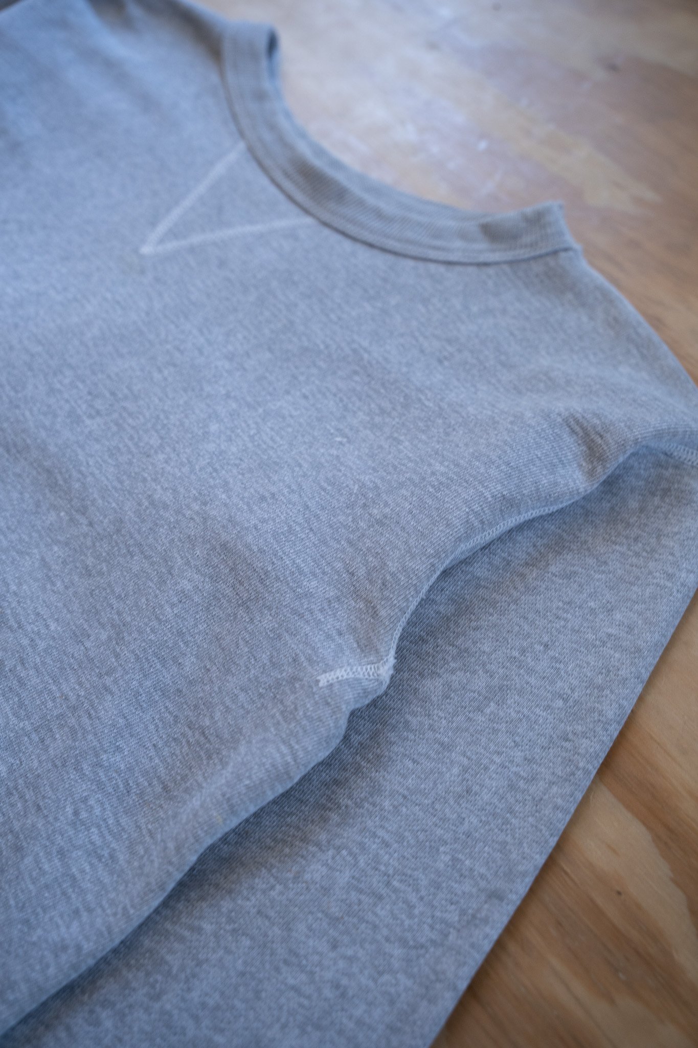 Image of 1950s Single V Sweatshirt