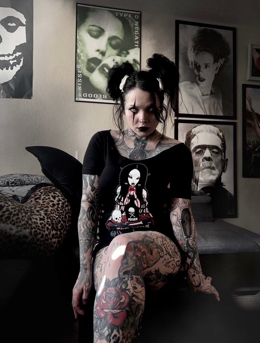 Image of POISON - woman’s fitted babydoll  
