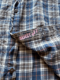 Image 7 of Flannel #77 MEDIUM