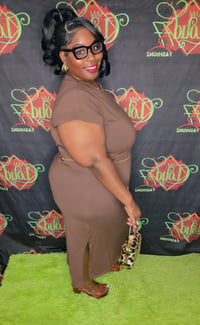 Image 2 of Everyday Ease Midi Dress (Two Colors)