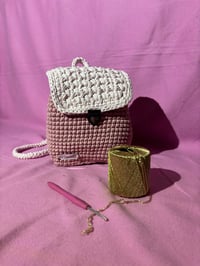Sac a dos en crochet " Douceur Rosée"