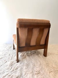 Image 6 of BUTACA DE MADERA GUILLEUMAS, AÑOS 70.