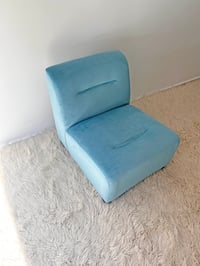 Image 4 of SET DE TRES SILLONES AZULES, AÑOS 80
