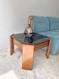 Image 5 of MESITA AUXILIAR HEXAGONAL DE MADERA Y LATÓN, AÑOS 80
