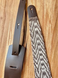 Image 4 of LEATHER GUITAR STRAP WOVEN ZIGZAG