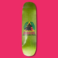 Black Cat Triangle - 8.5" Green double shovel