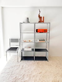 Image 1 of //ALQUILER// USM EN DOS TONOS DE GRIS Y CRISTALES