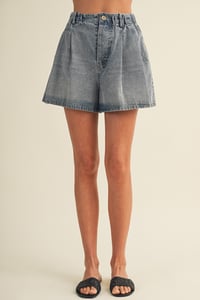 Image 3 of Wide-leg Pleated Vintage Denim Shorts