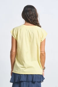 Image 10 of CAMISETA CAPRI