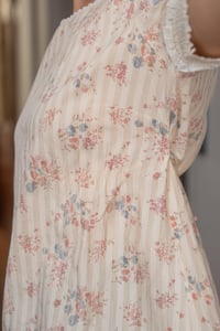 Image 4 of Tee Nicole Caramel