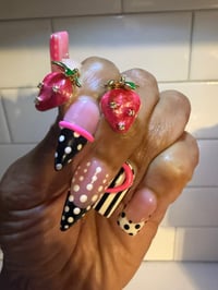 Strawberry 🍓 Studs 