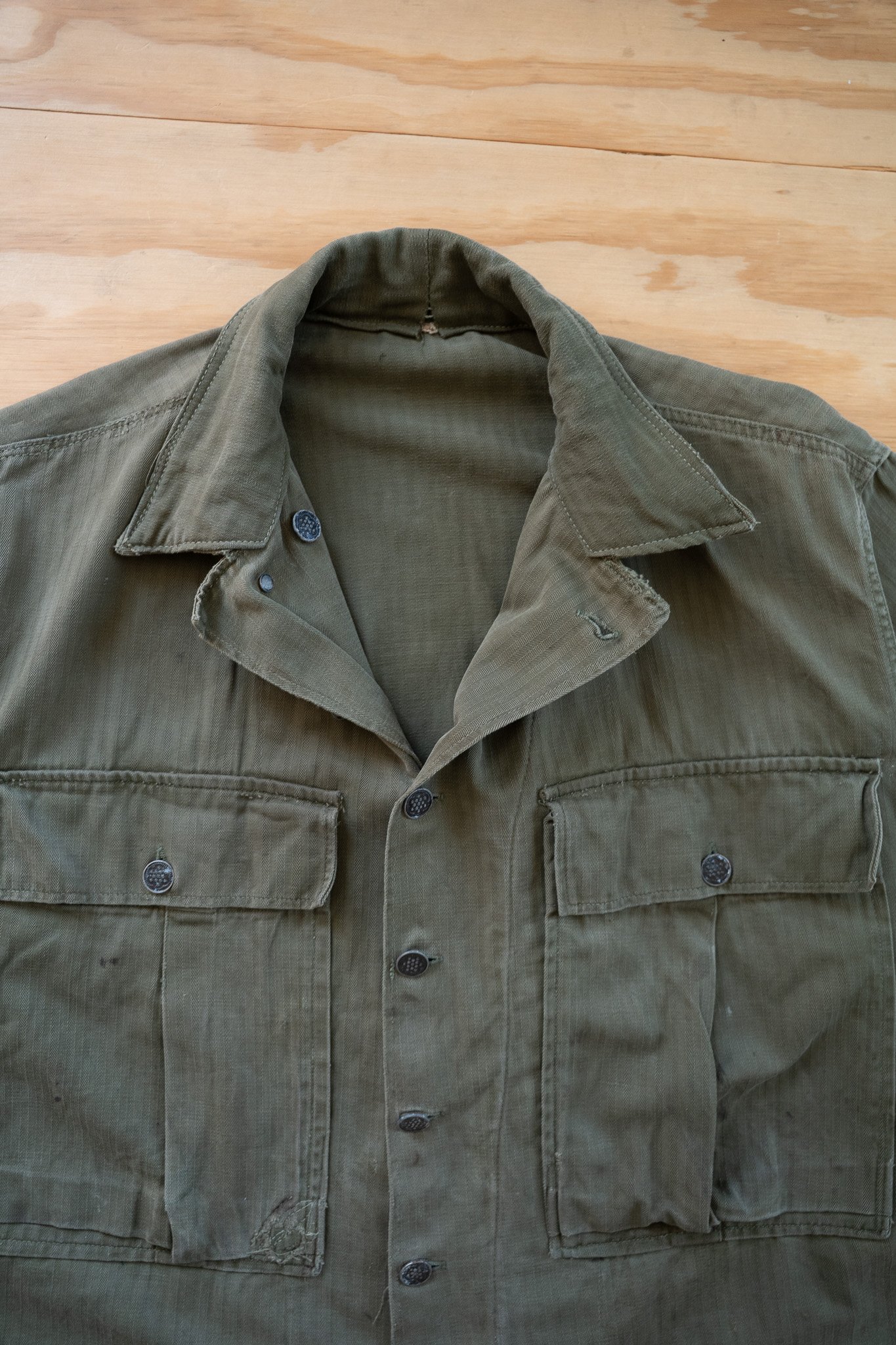 Image of Vintage U.S. Military Herringbone Twill Fatigue Shirt | 13-Star Buttons