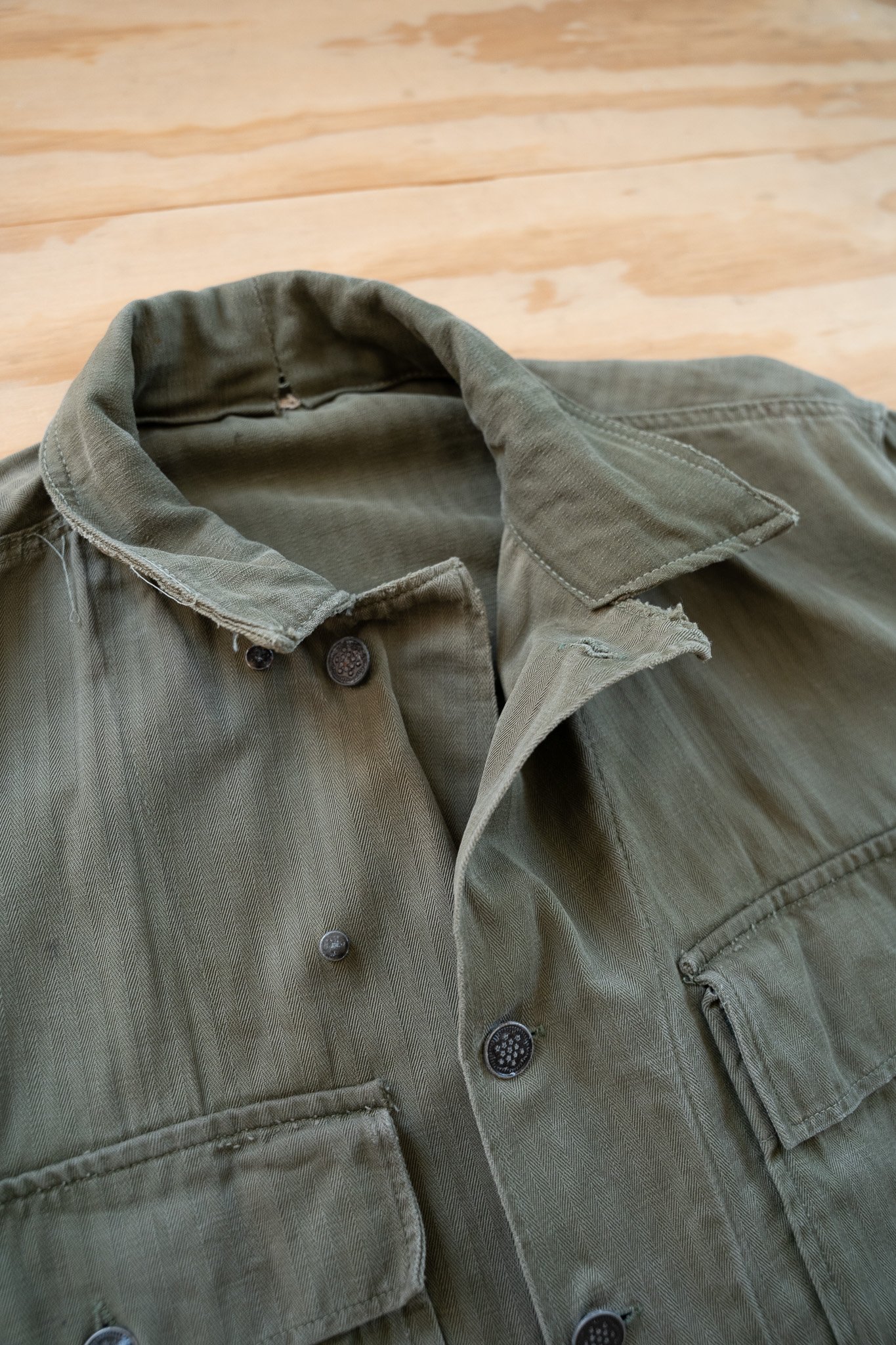 Image of Vintage U.S. Military Herringbone Twill Fatigue Shirt | 13-Star Buttons