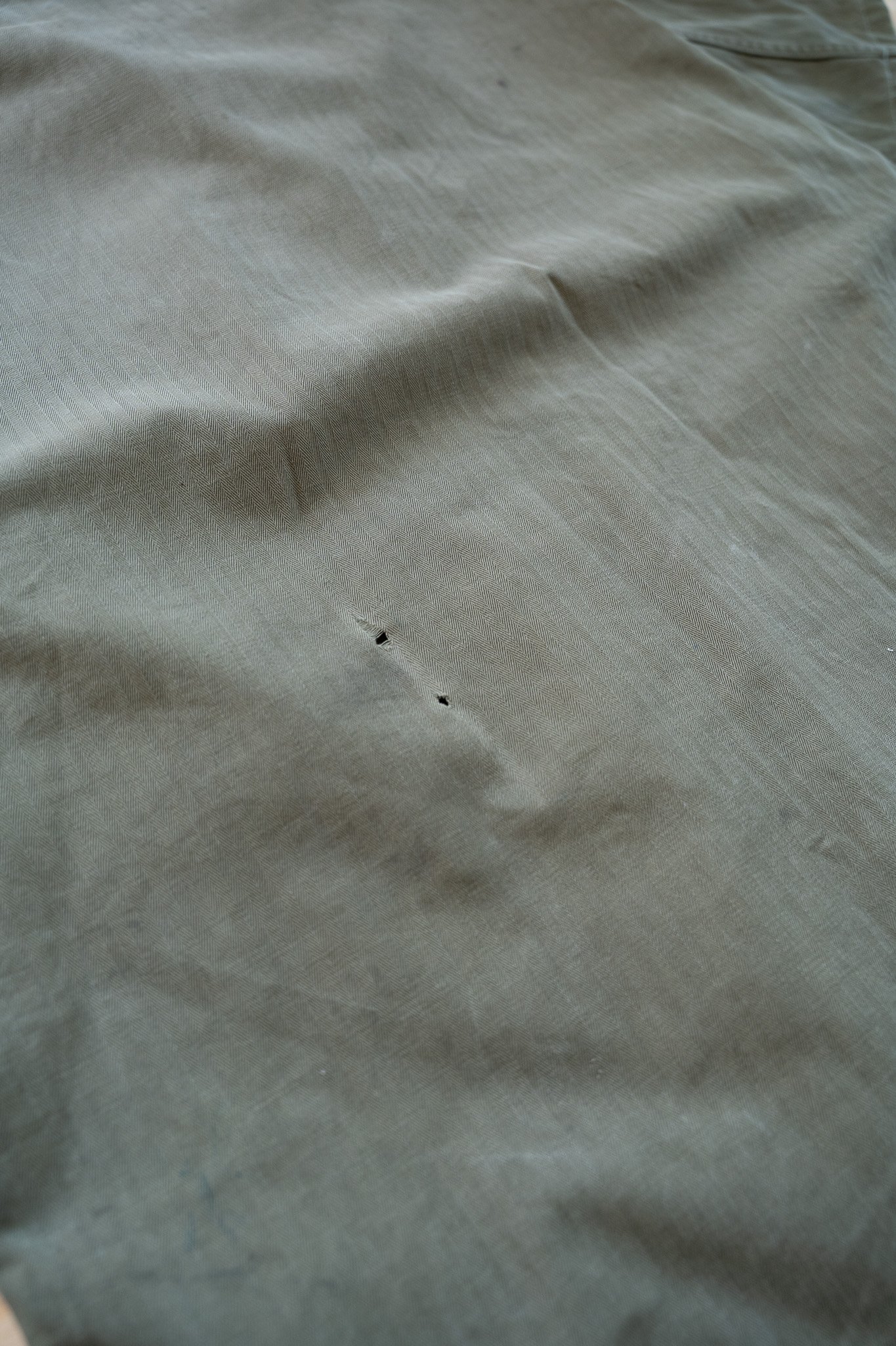 Image of Vintage U.S. Military Herringbone Twill Fatigue Shirt | 13-Star Buttons