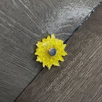 Image 3 of *Only One!* Sunflower Coverminder Magnet Charm