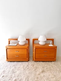 Image 1 of PAREJA DE MESILLAS DE MADERA, AÑOS 60
