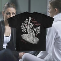 Image 3 of Black Swan (Pre-Order)