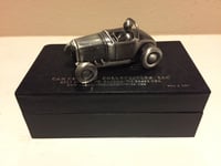 Scale model art piece Lakester