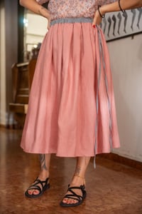 Image 2 of Gonna Fresh rosa