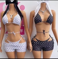 Poka dot hottie 