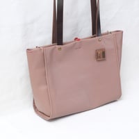 Image 2 of Ode to Charlie 2.0 smooth beige