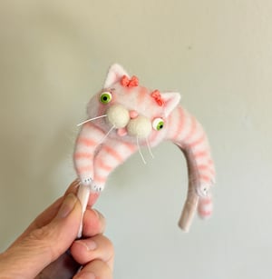 Image of Lazy Tabby Cat Headband for Blythe Dolls 