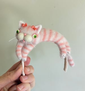 Image of Lazy Tabby Cat Headband for Blythe Dolls 