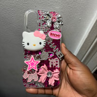 Image 3 of Unique pink junkie