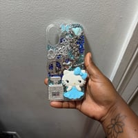 Image 2 of Unique blue junkie