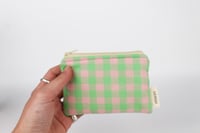 Image 2 of Pochette · vichy vert & rose