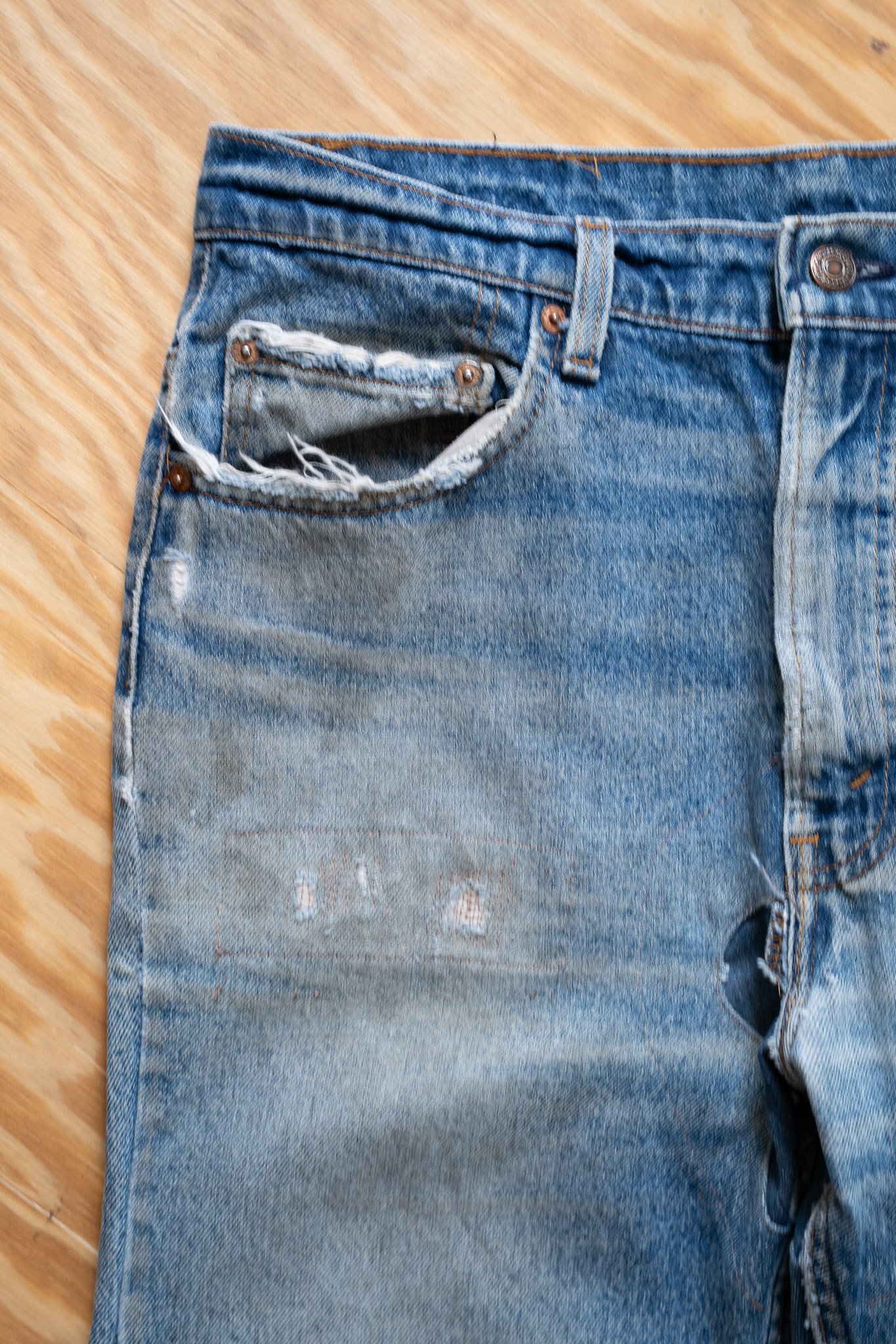 Image of Vintage Levi's Repaired Denim Jeans – Made in USA