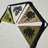 Image 3 of Bunting