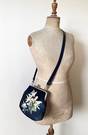 Image of Blossom, large velvet kisslock bag