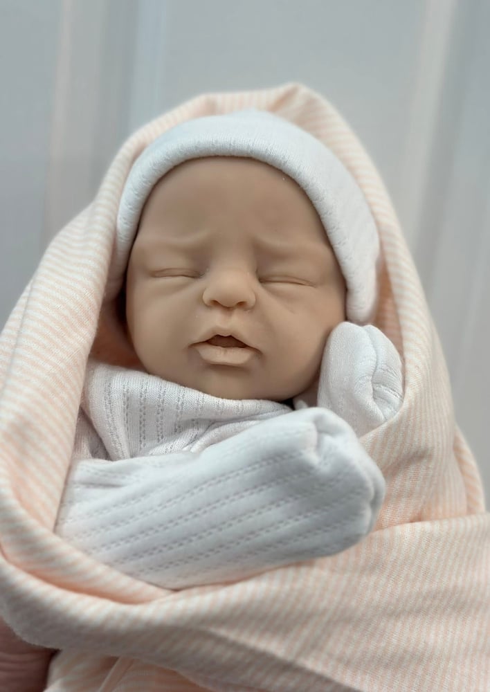 Image of Jere Silicone Head and Cloth Cuddle Body